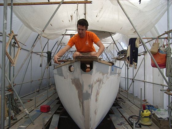 midiendo tapa regala