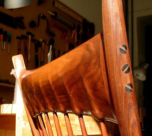 mecedora nervaduras cabecera